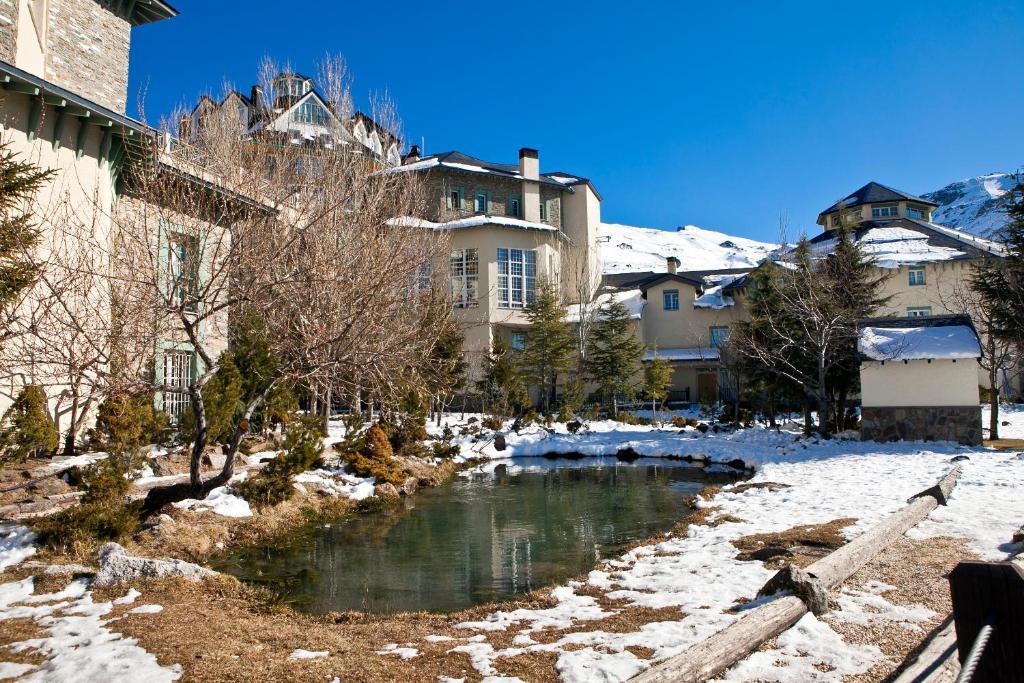 Hotel Apartamentos Trevenque Sierra Nevada Luaran gambar
